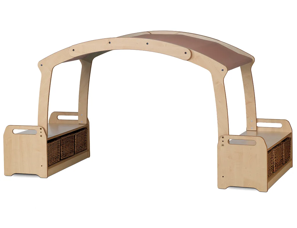 Holzrahmen, Babykindbett, Kinderbettaufsatz, Skulpturholz, Bettbogen, Kinderbett, Spielbett, Holzstruktur, Bettbogen, Aufbewahrungskörbe