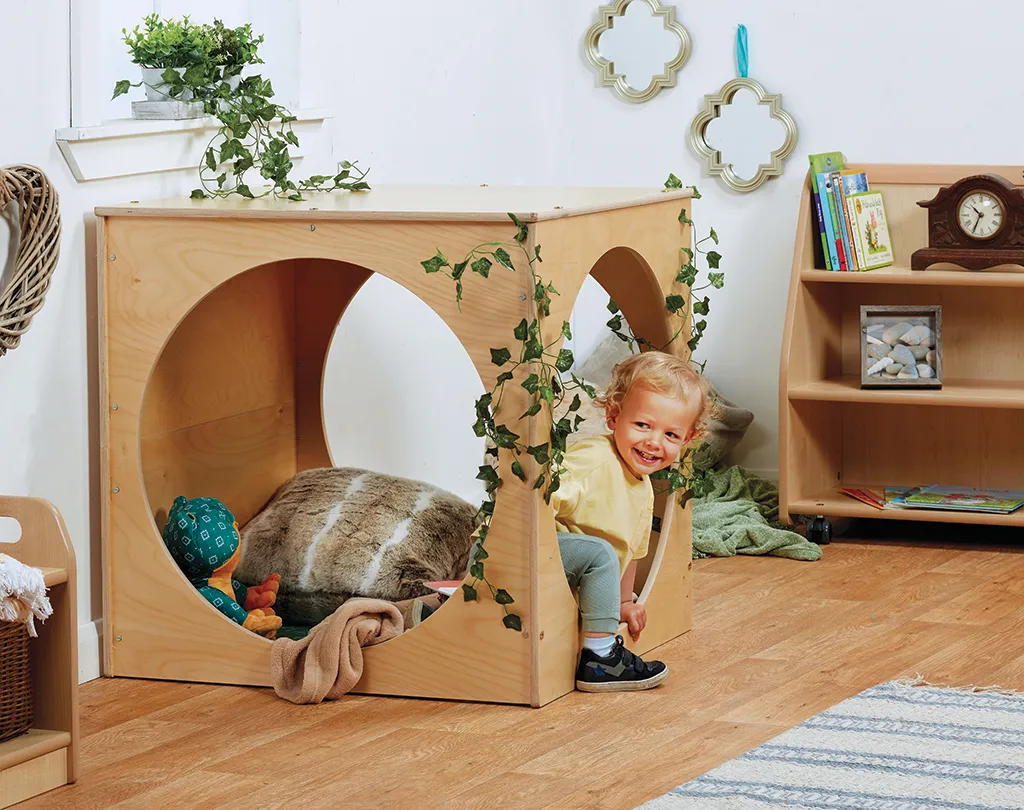 Kinderzimmer, Spielhaus, Holzspielzeug, Kletterturm, Kleidung Kind, Kinderstube, Kletterwürfel, Holzspielzeug, Spielplatz, Kleidung Kind