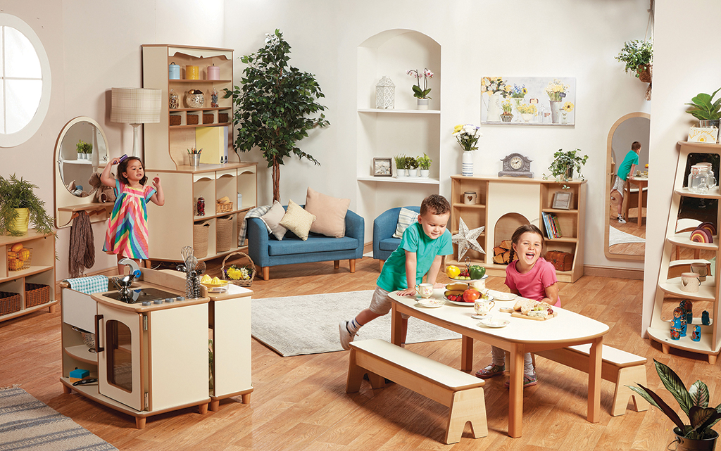 Kinderzimmer, Spielzeugküche, Holzmöbel, Kinderstuhl, Esstisch, Kinderzimmer, Spielzeugregal, Holzmöbel, Tischstuhlset, Kinderküche