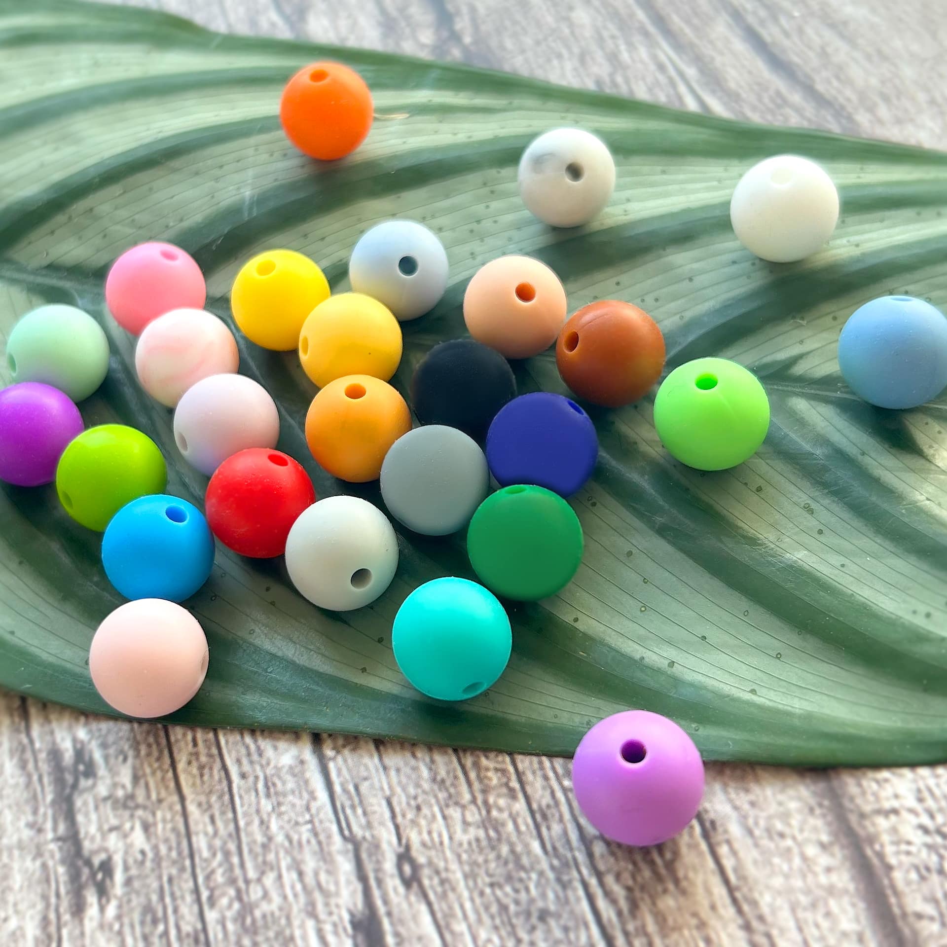 Silicone bead 12mm
