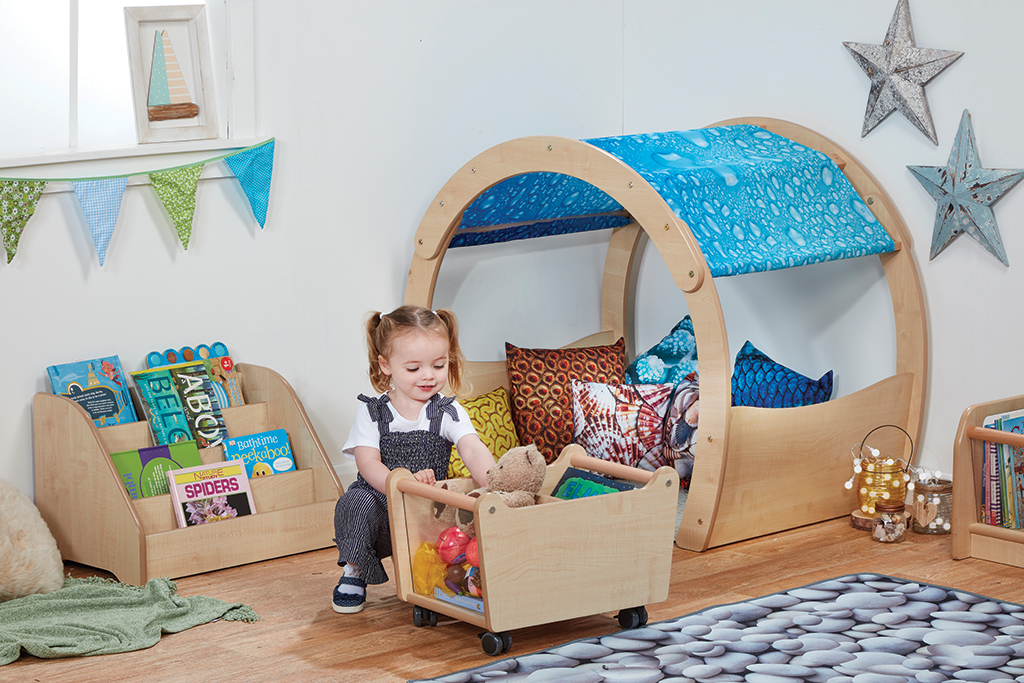 Kinderzimmer, Spielzeugbett, Holzrahmen, Ruhige Farben, Bücherregal, Kinderzimmer, Kinderbett, Holzspielzeug, Bühne, Bücherregal, Kinderzimmer, Kleinkind-Spielzeug, Holzbetten, Bücherregal, Spielzeugkorb