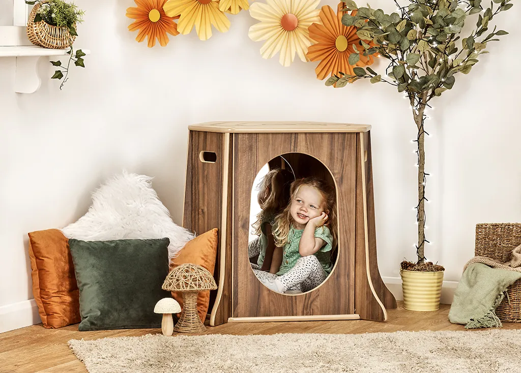 Kinderhaus, Spielhaus, Holz, Puppe, Kinderzimmer, Kinderspielhaus, Holzbox, Kleines Kind, Spielversteck, Kinderzimmerdekor
