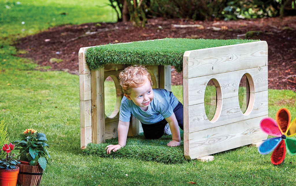 Kindergartenhaus, Spielhaus, Holzspielzeug, Garten, Kleinkind, Kleins Spielhaus, Spielhaus aus Holz, Holztunnel, Kunstgrasdach, Kinder Spielzeug