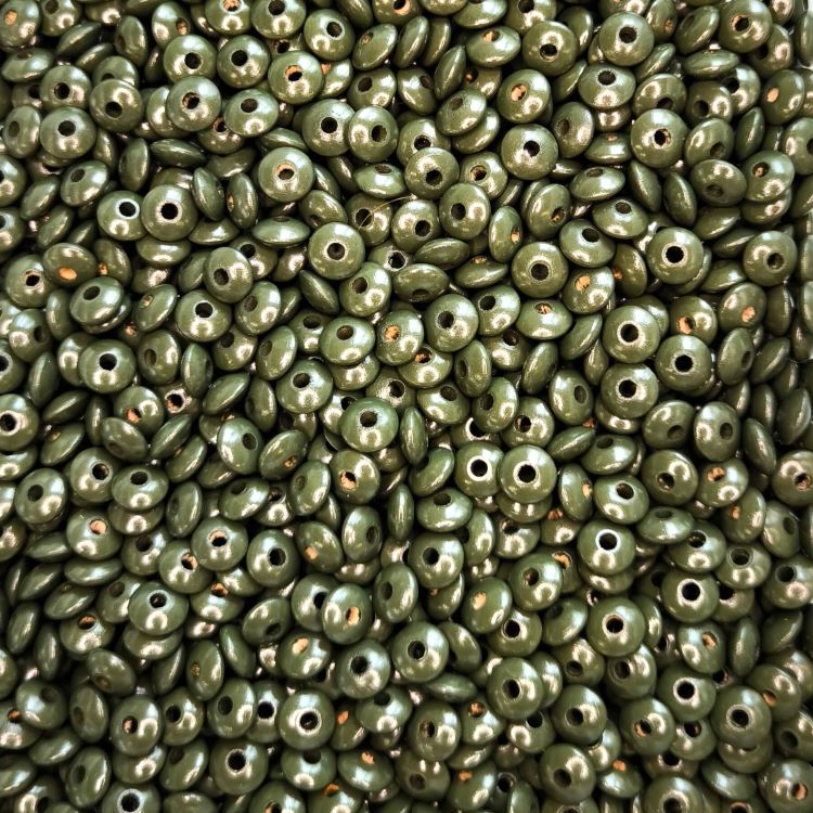 Wooden lenses 10mm - 50 pieces fir green 30 in stock 