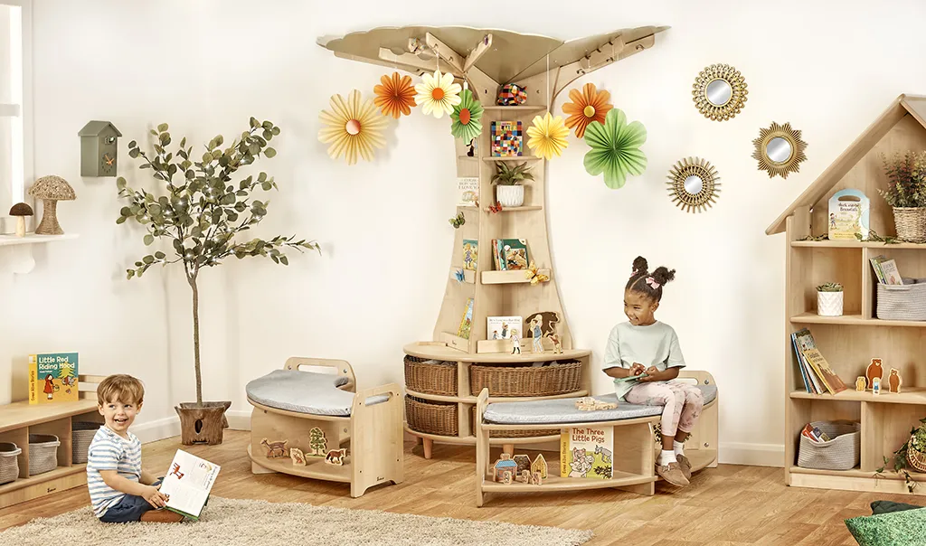 Kinderzimmer, Holzmöbel, Kinderbibliothek, Korbregal, Dekoration, Kinderzimmer, Spielzimmer, Holzmöbel, Bücherregal, Deko-Regale