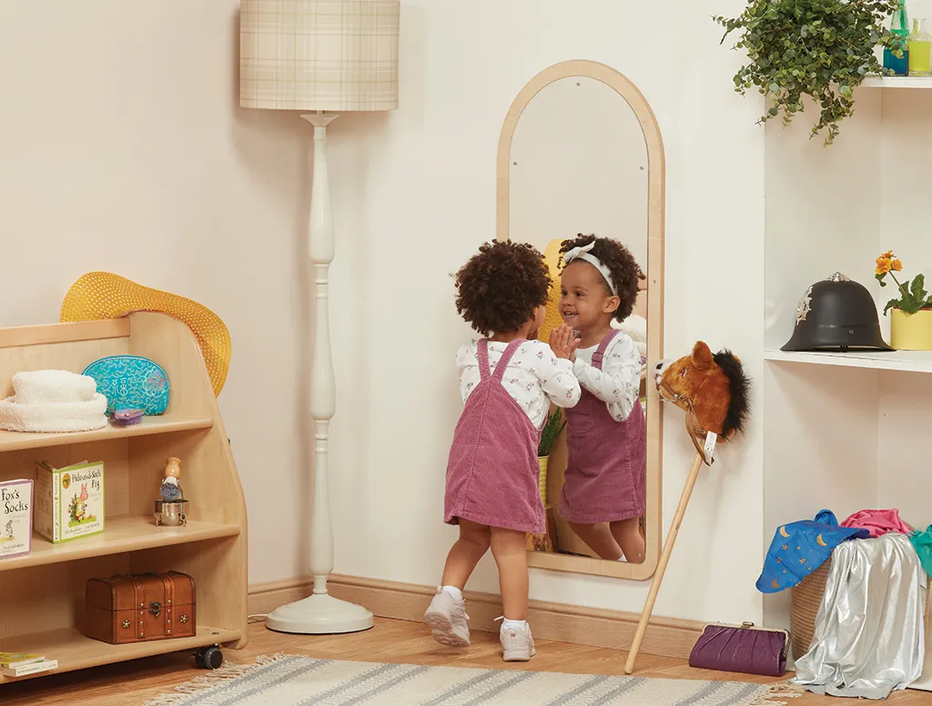 Kinderzimmer, Kleidung, Overalls, Spiegel, Schmuck, Kleidung, Mädchen, Spiegel, Kinderzimmer, Puppenstube