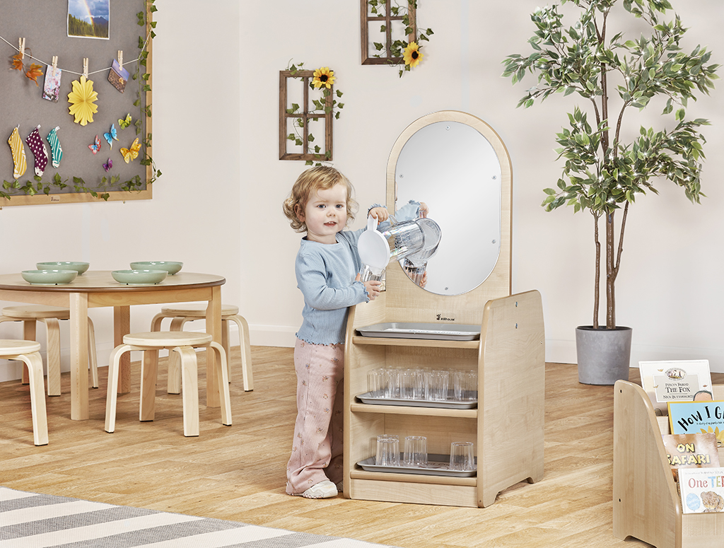 Kleider, Spielküche, Holzspielzeug, Küchenzubehör, Kinderspielzeug, Kinderwerkzeug, Spielküche, Kühlschrank, Holzmöbel, Milchaufschäumer