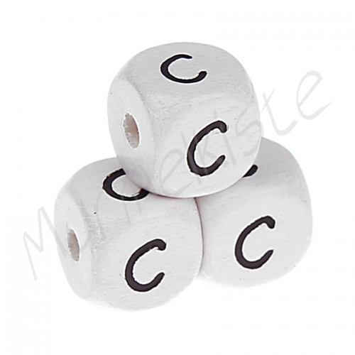 Buchstabenperlen weiß 10x10mm geprägt C 87 auf Lager