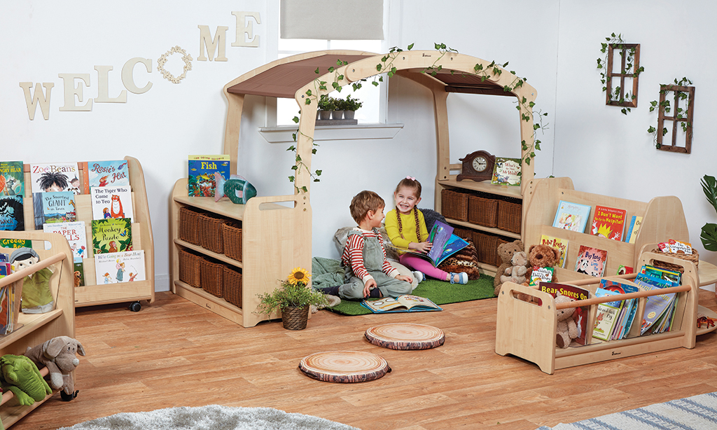 Kinderbibliothek, Bücherregal, Holzmöbel, Kreativraum, Steine, Kinderbuchregal, Lesekojen, Holzregal, Kinderzimmer, Bücherständer, Kinderbuchregal, Kinderzimmer, Lesebereich, Holzmöbel, Bücherregal