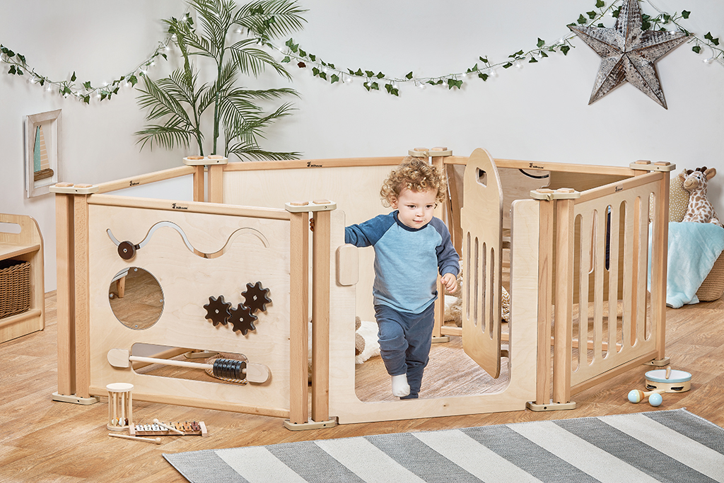 Kinderlaufstall, Spielgatter, Holzspielzeug, Babyzimmer, Kleinkind, Kinderzaun, Spielpark, Holzspielzeug, Kleinkind, Gittertor