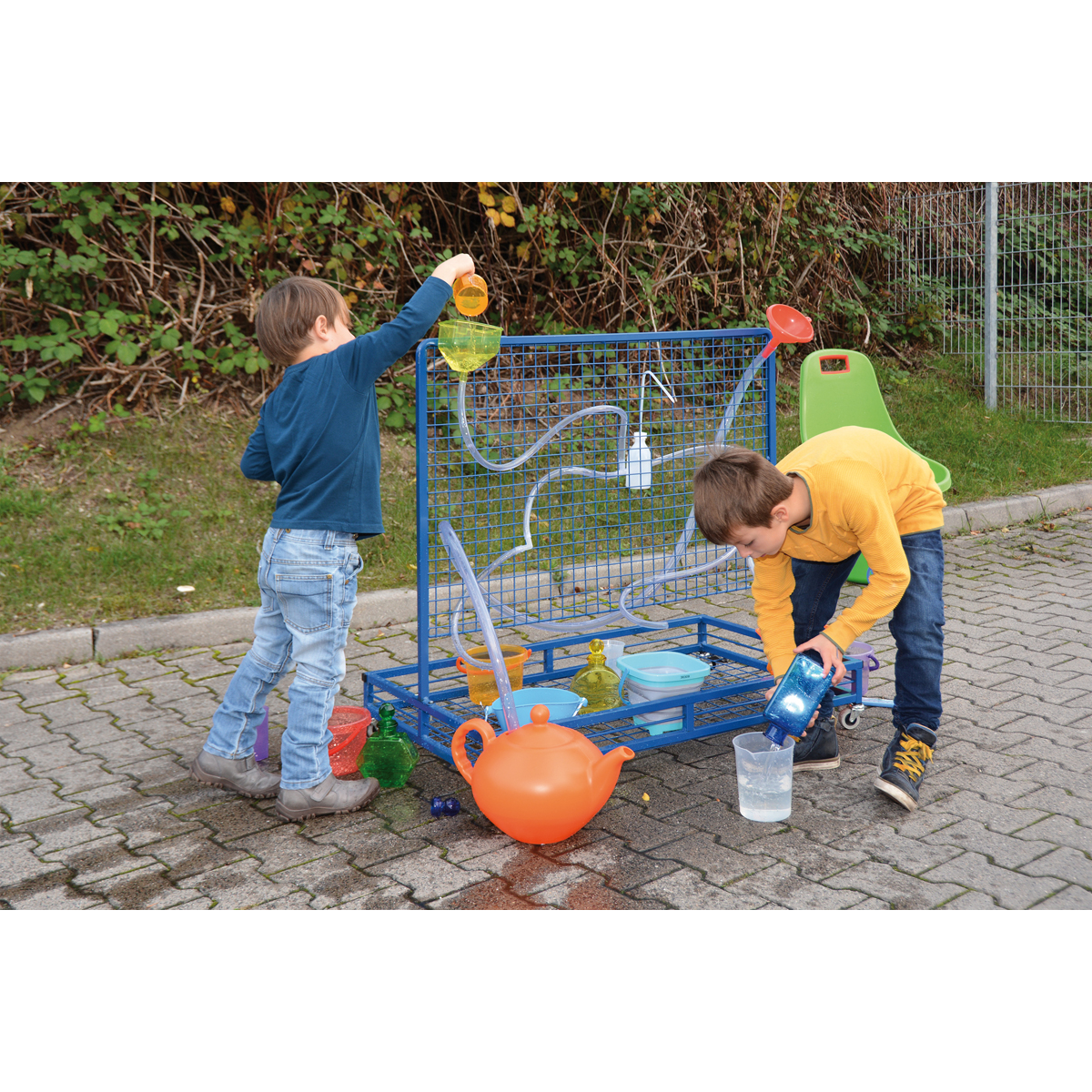 Kinder-Wasserspiel, Wasserlauf, Spielzeug-Aquarium, Gartenspielzeug, Kunststoffbehälter