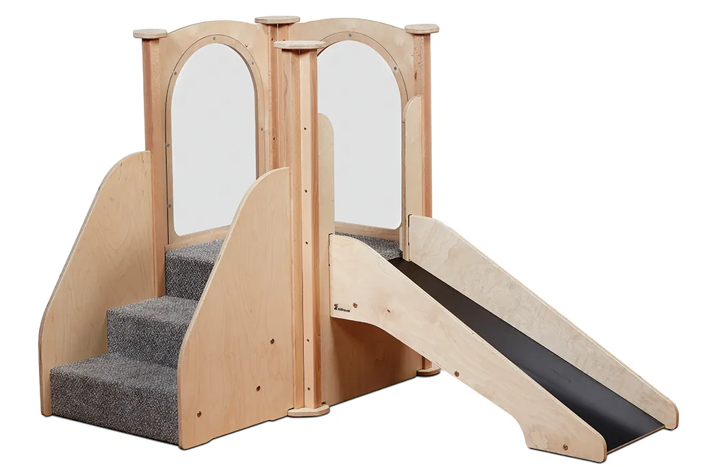 Holzspielhaus, Klettertreppe, Rutsche, Tafelspiegel, Kinder-Spielturm, Kinderklettergerüst, Klettergerüst, Rutsche, Treppenstufe, Holzspielzeug