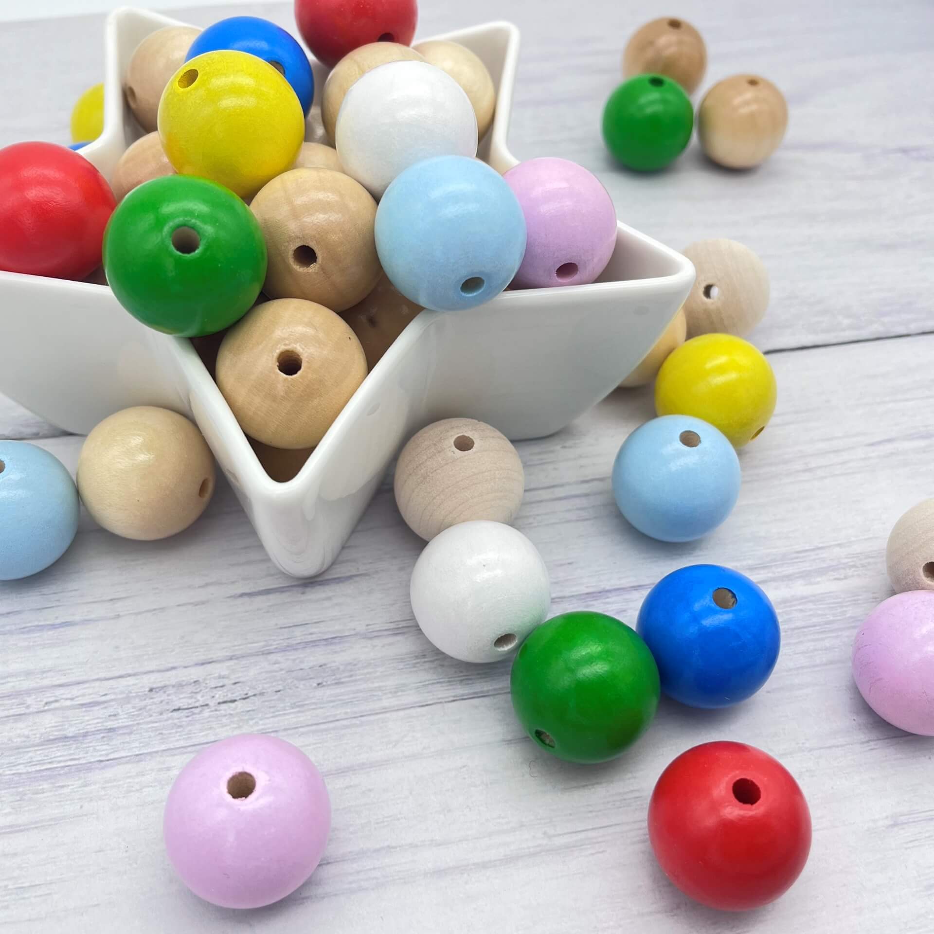 Wooden beads 25mm - 5 pieces