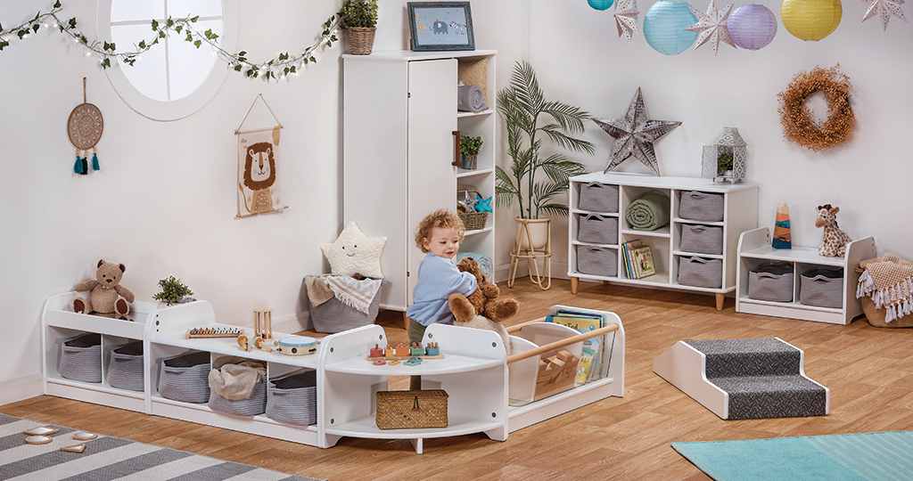 Kinderzimmer, Spielzeug, Holzspielzeug, Bausatz, Kuscheltier, Kinderzimmer, Holzspielzeug, Tageslicht, Kletter-/Spielbereich, Aufbewahrungskästen, Kinderzimmer, Spielzeug, Kleinkind, Holzspielzeug, Aufbewahrung