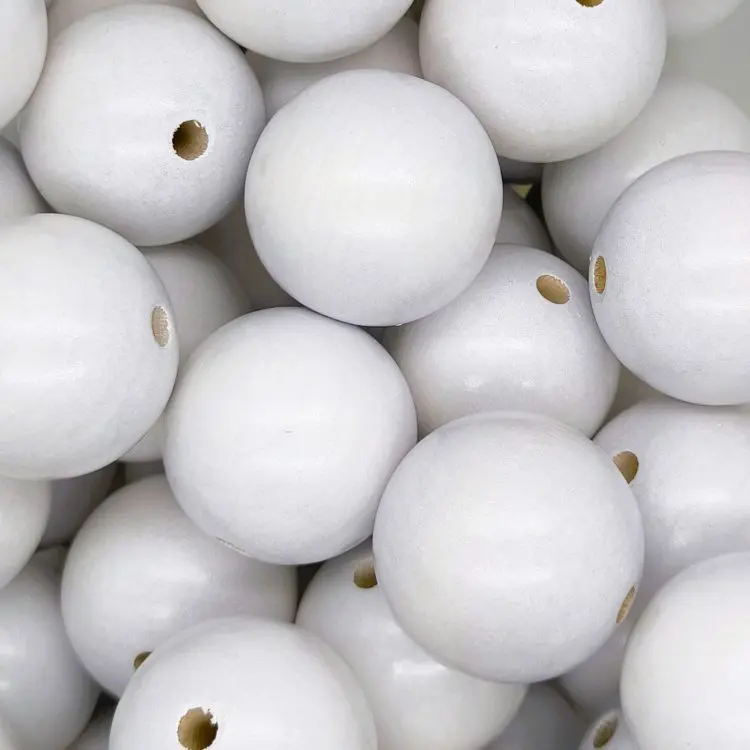 Wooden bead 40mm white 850 in stock 