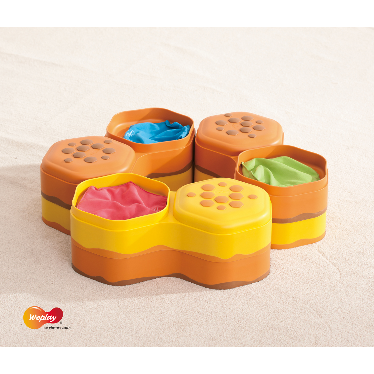 Sandspielzeug, Sandkasten, Kinder Spielzeug, modulare Stufen, buntes Zubehör