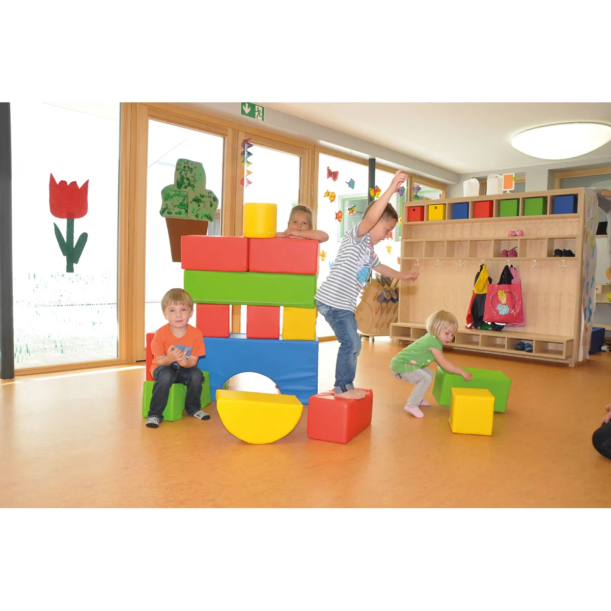 Kinder Spielzeug, Kleinteile, Kletterturm, Bauklötze, Pädagogische Spielumgebung, Kinderspielzeug, Bausteine, Kissenwürfel, Innenraumspielplatz, Puzzlespielzeug