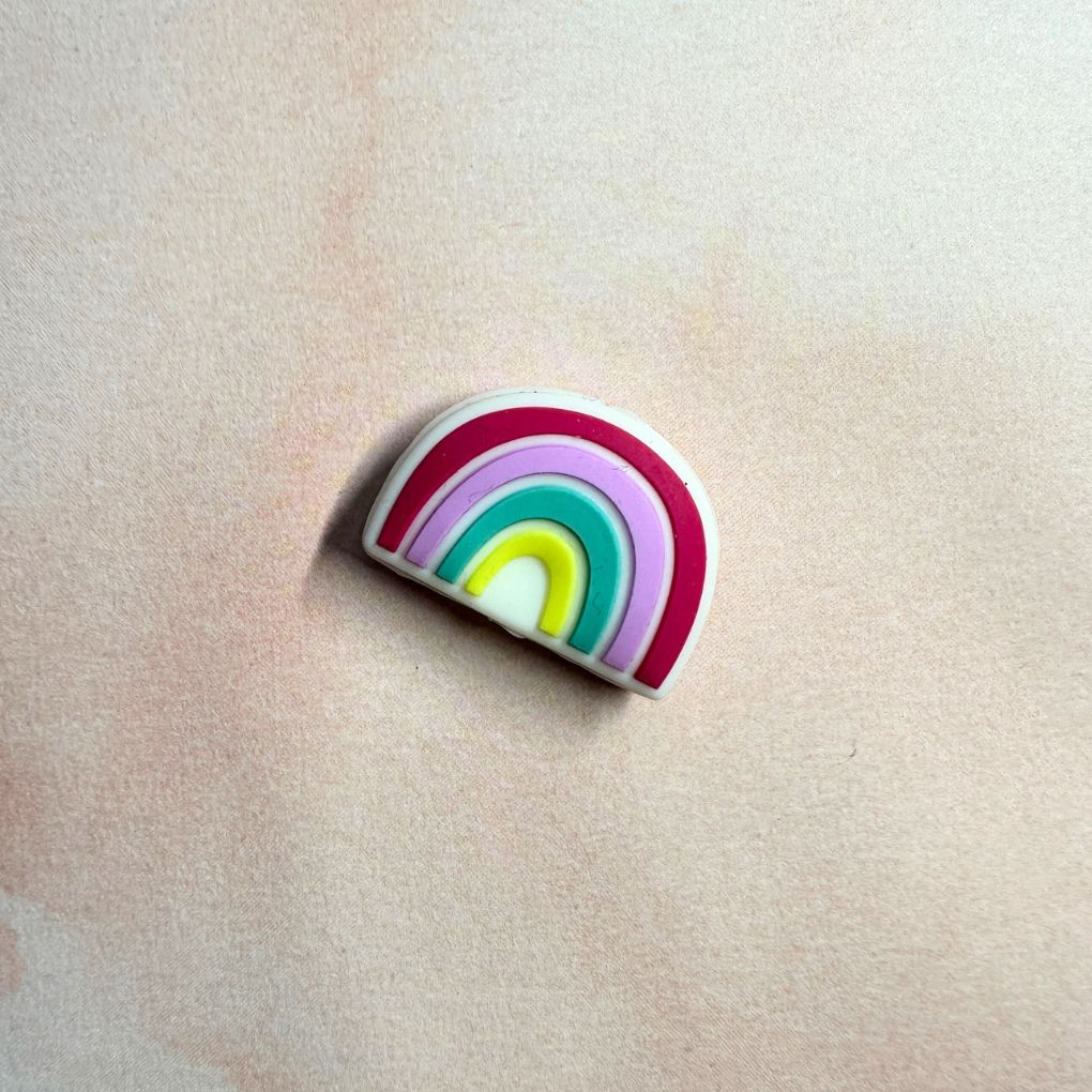 Regenbogen-Motivperle aus Silikon lila 47 auf Lager