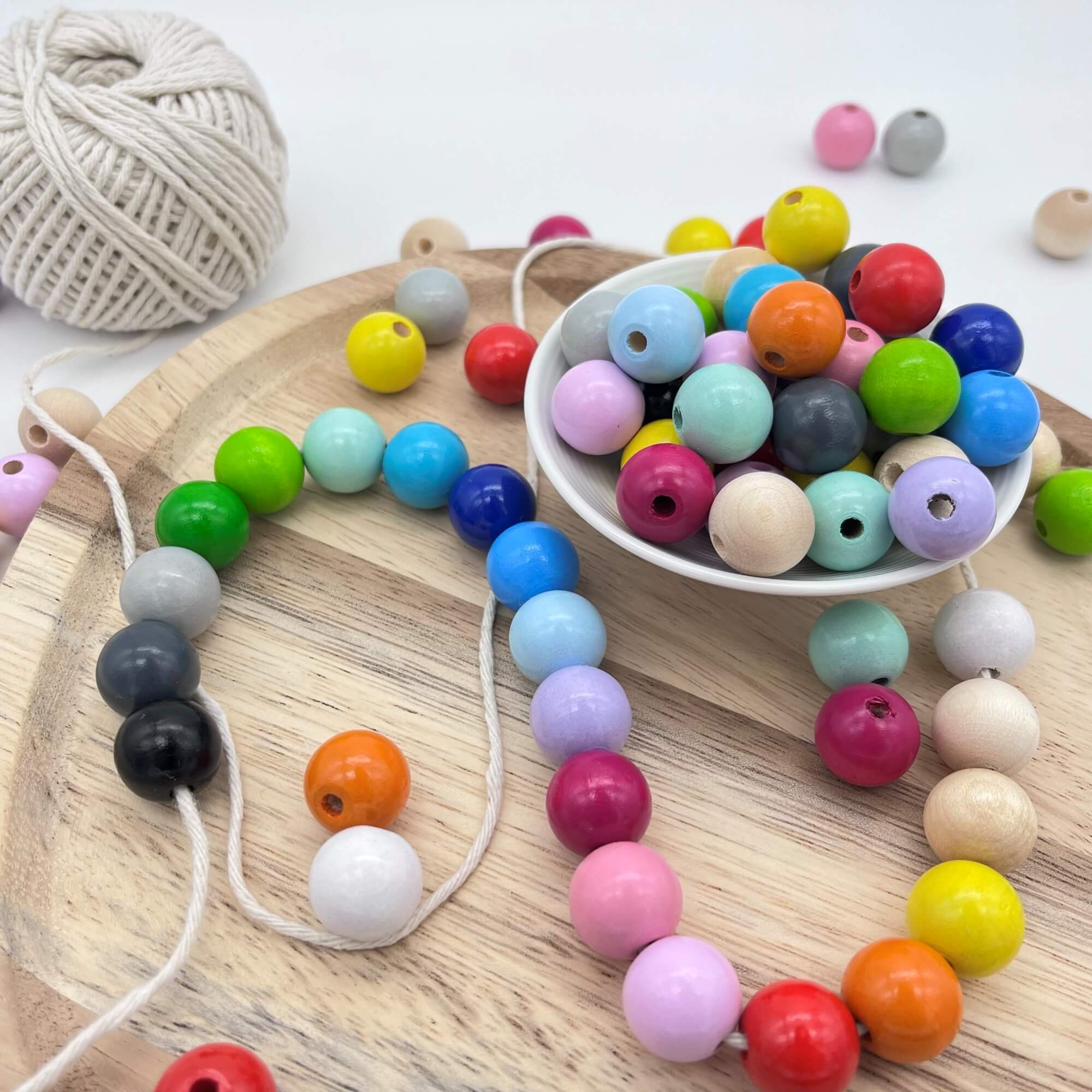 Wooden beads 15mm - 15 pieces for stringing