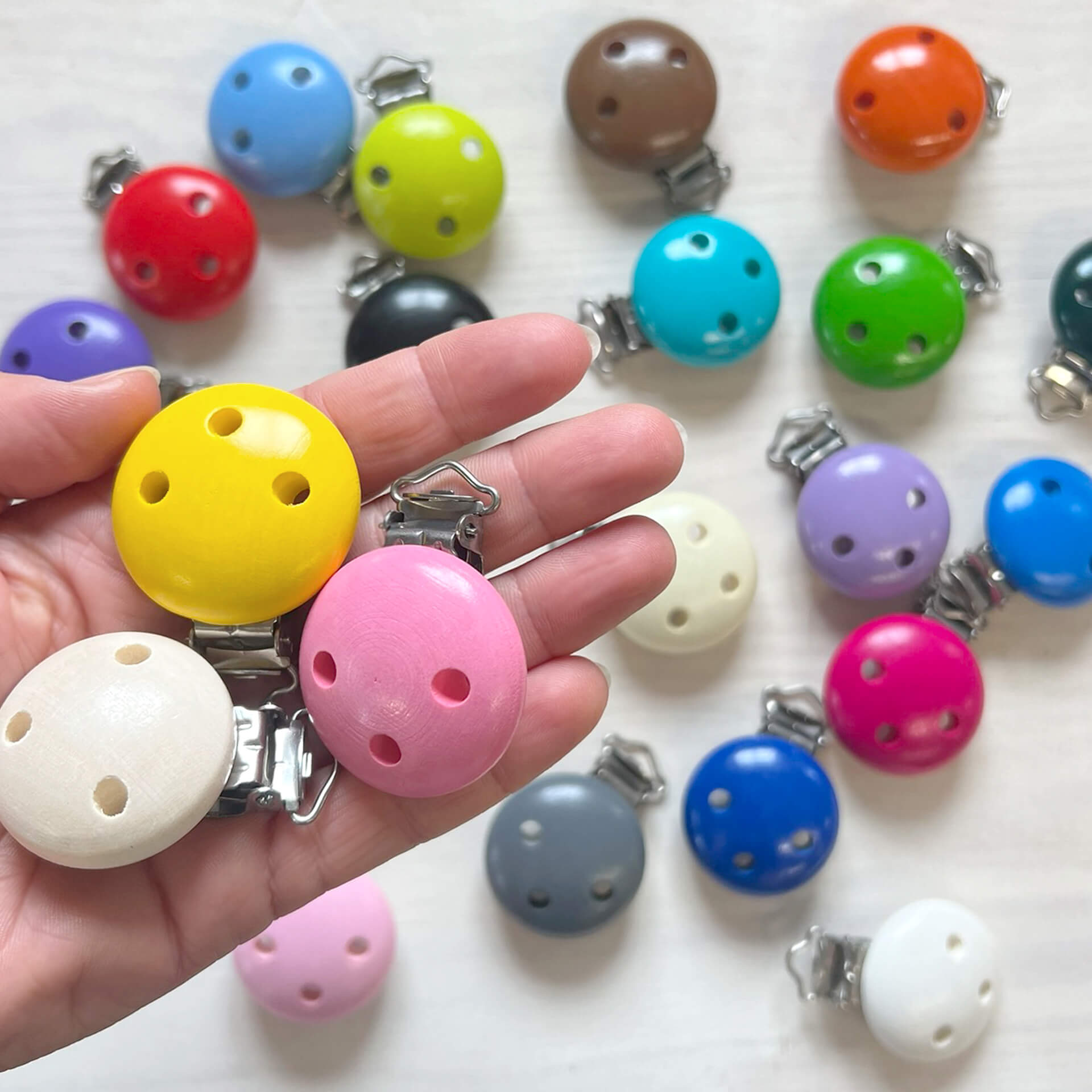 6x Schnullerclip Holz - Natürliche Clips Mit Tier-Motiven