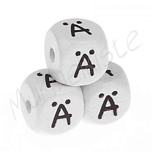 Buchstabenperlen weiß 10x10mm geprägt 'Ä' 319 auf Lager